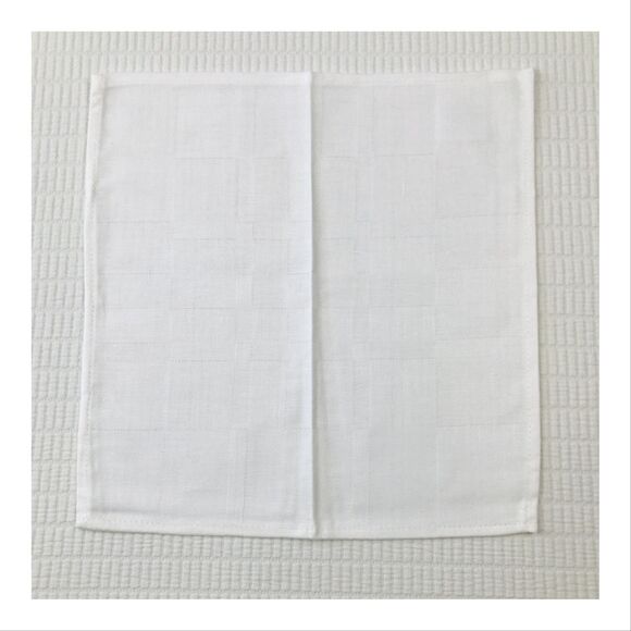 Vintage Set 11 White 100% Cotton Damask Cocktail Luncheon Napkins Hungary ~10.5” - Picture 4 of 10